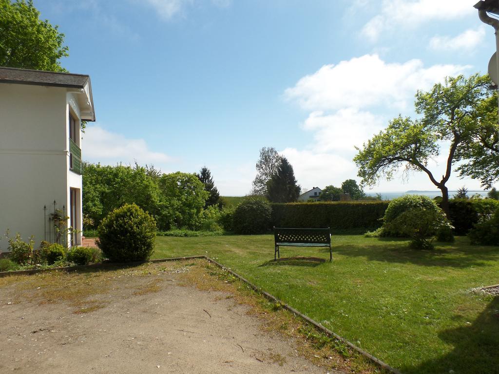 Ferienwohnungen Meerblick Herde Goehren  Rom bilde